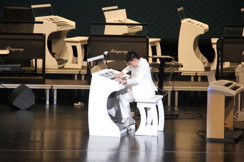 1161598434327573.jpg 51_Jc.jpg