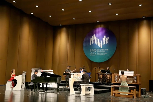 7221598432732321.jpg 22_Jc.jpg