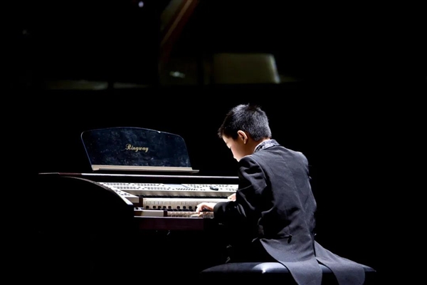 7481598432054450.jpg 9_Jc.jpg