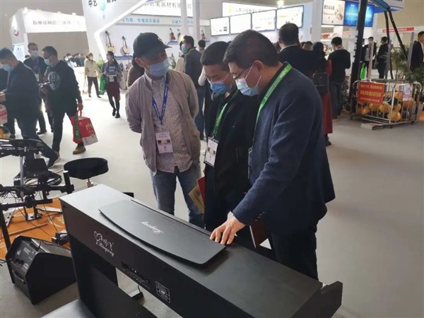 55160498968573.jpg 2_Jc.jpg